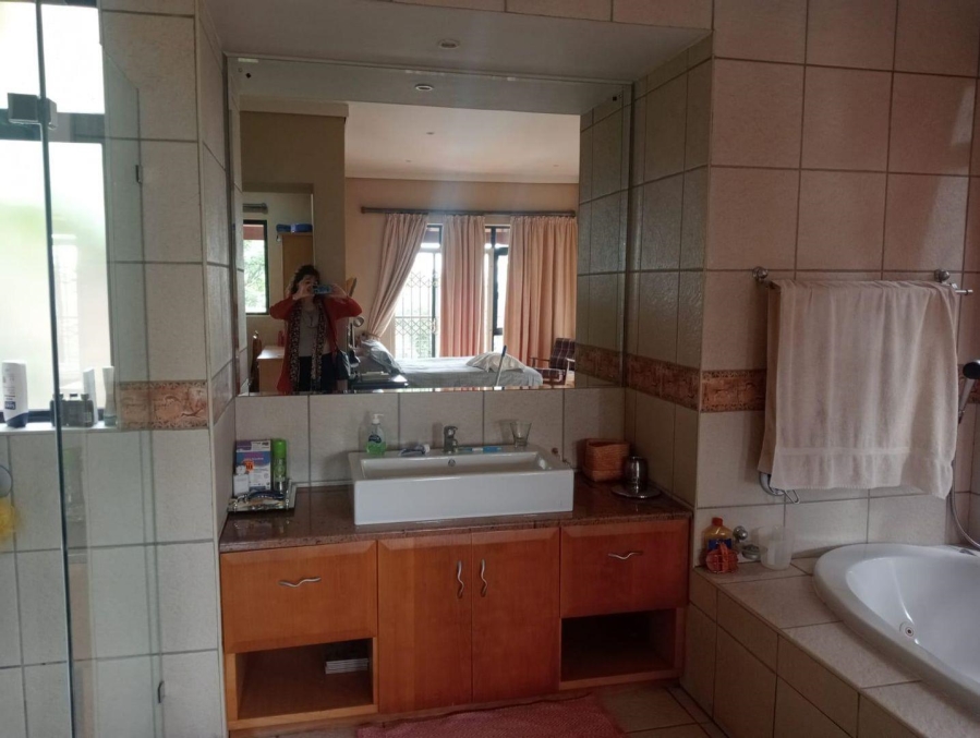 3 Bedroom Property for Sale in Safari Gardens North West
